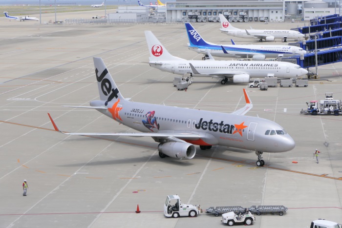 ジェットスター・ジャパンの特別塗装機「スパイダージェット」(エアバスA320型機・機体番号JA20JJ)